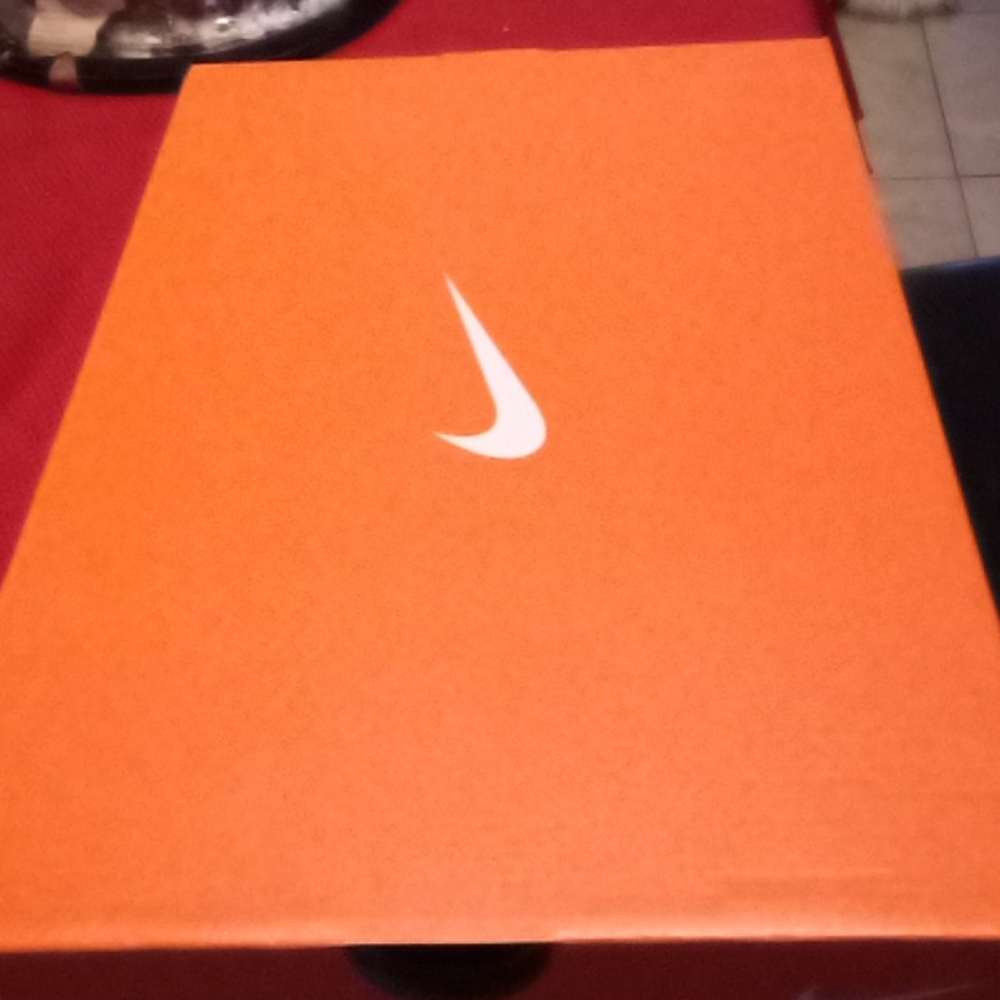 Mens Nike Infinity G Sneakers no size 11. - Picture 8 of 10